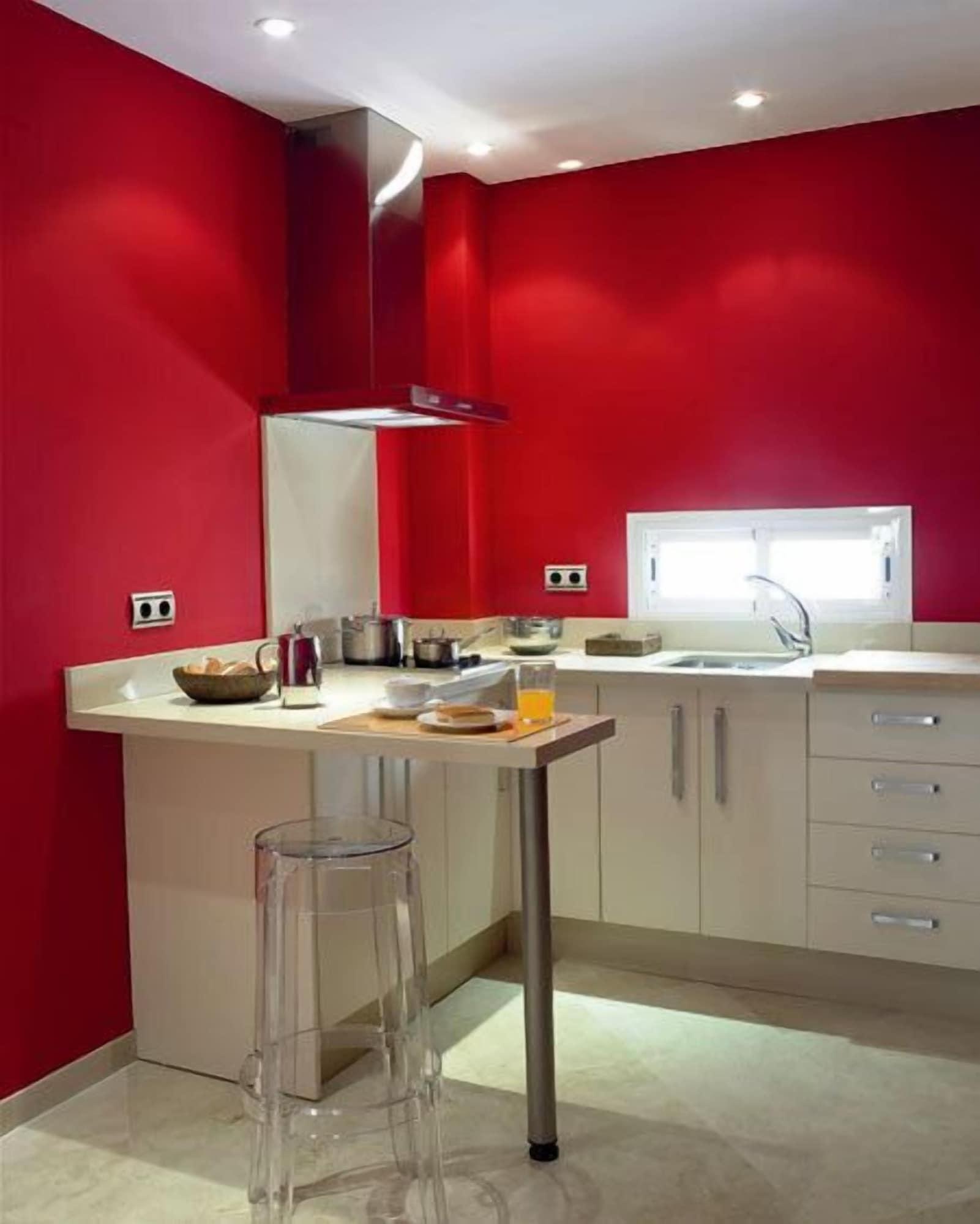 Life Apartments Giralda Suites Seville Room photo